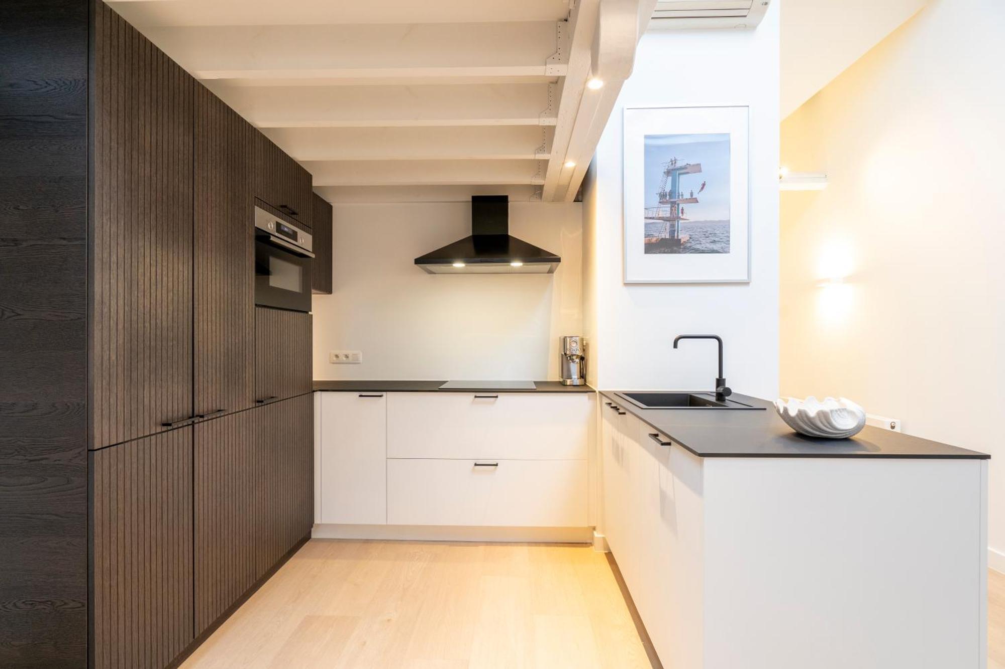 Shway - The Seaman's Sight Apartment *